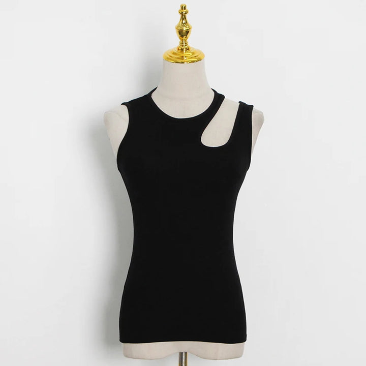 Cut Out Round Neck Sleeveless T Shirts - Divawearfashion