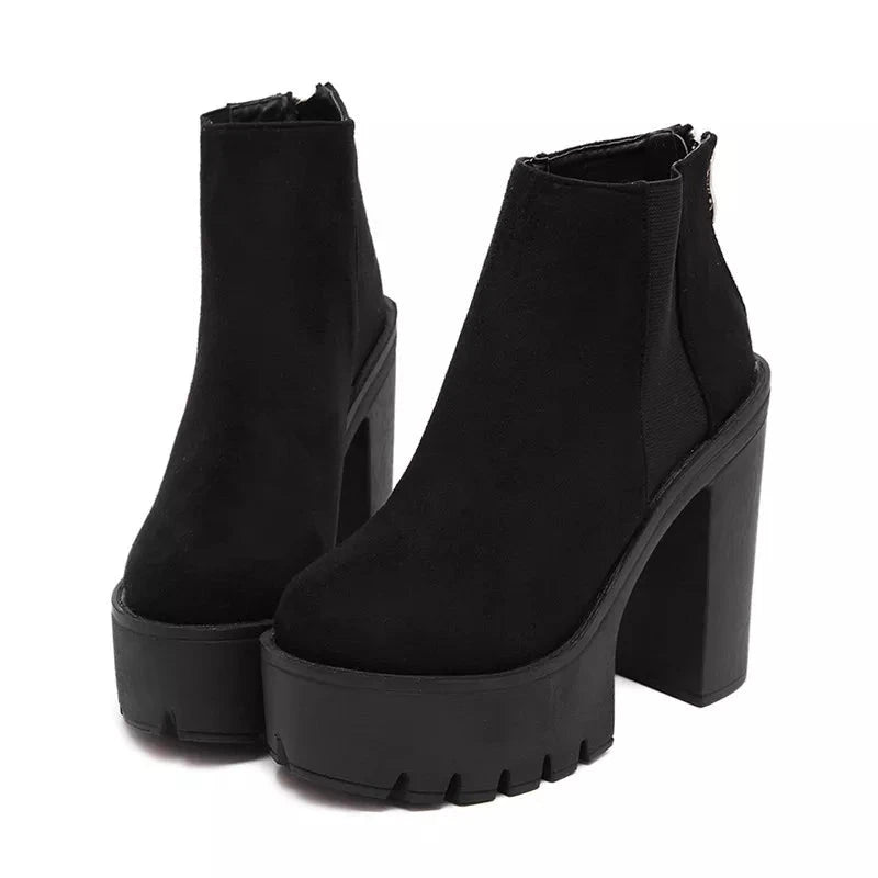Black Ankle Boots with Side Zipper - Divawearfashion