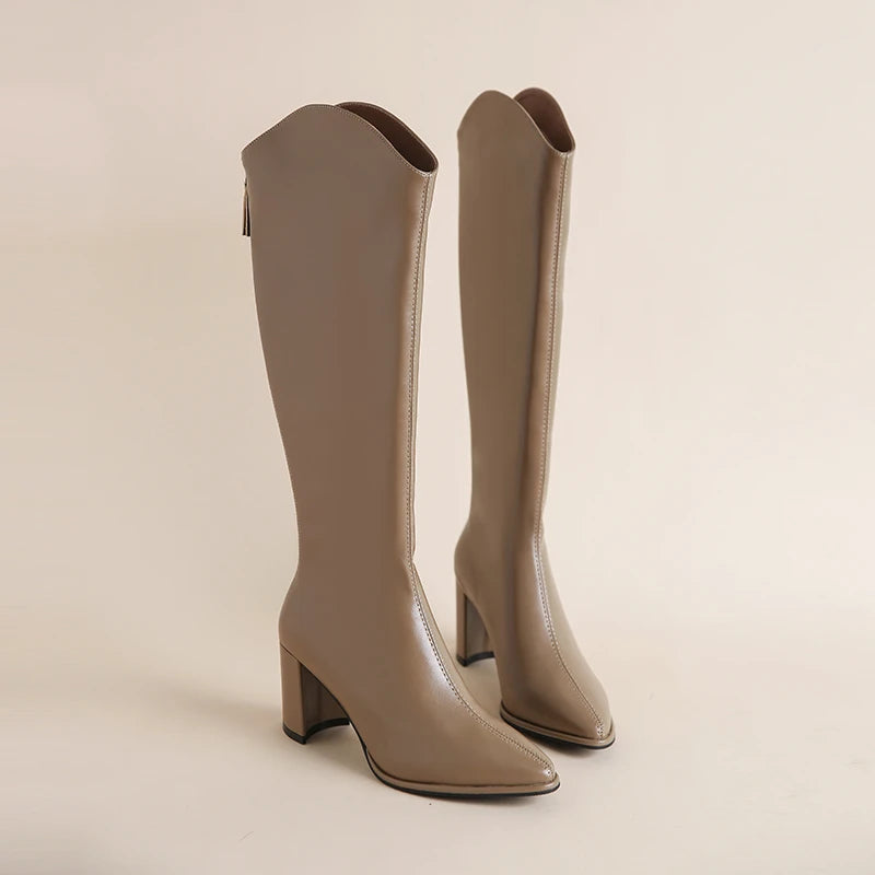 Plus Size 34-43 New Women Boots Zipper with Short Heels - Divawearfashion