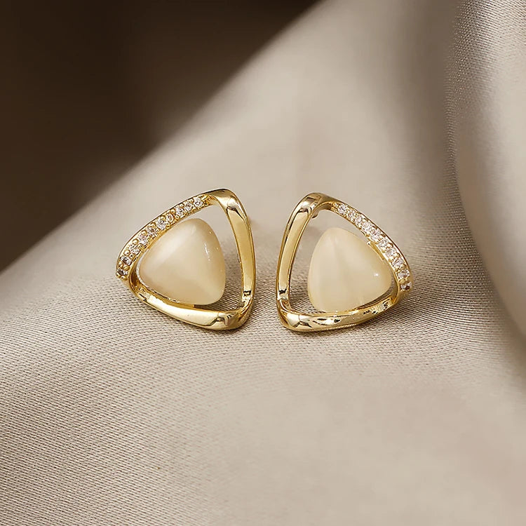 Classic Opal Petal Circle Stud Earrings - Divawearfashion