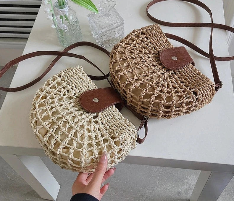 Woven Rattan Round Straw Shoulder Bag - Divawearfashion