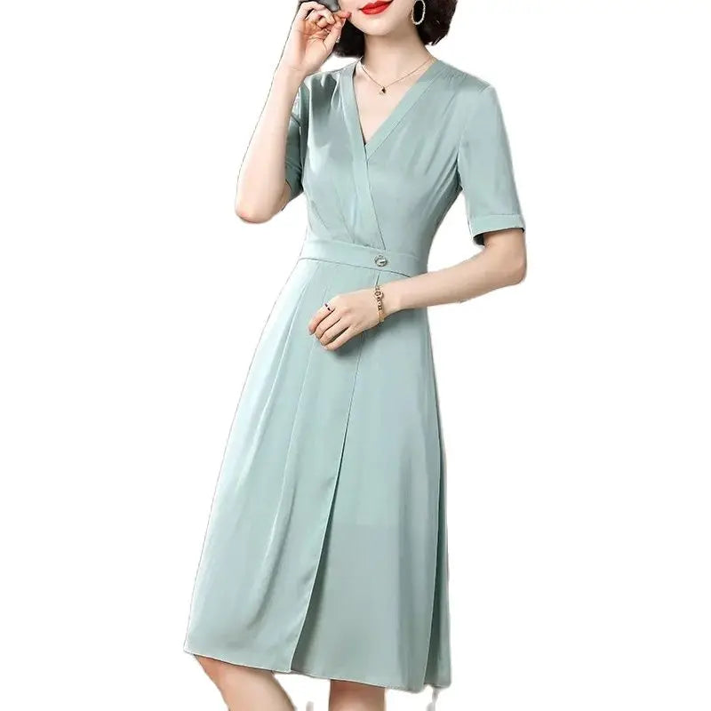 Short Sleeve Knee-High Silk V-Neck Dress - Divawearfashion