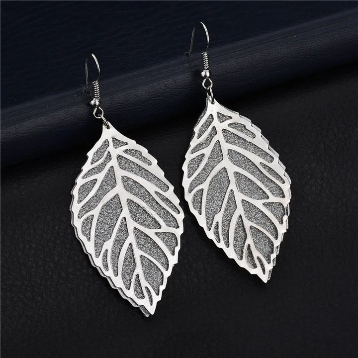 Baroque Vintage Leaf Drop Long Earrings - Divawearfashion